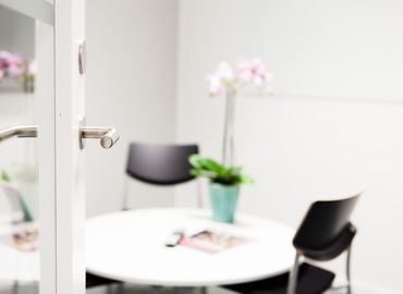 Coworking utrymme(Yta:70 m²) att hyra i Vretenvägen 13B, 171 54 Solna. WiFi-anslutning ingår | MatchOffice.se