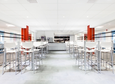 Coworking spaces(Yta:70 m²) att hyra i Vretenvägen 13B, 171 54 Solna. Tillgång 24/7 | MatchOffice.se