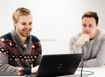 Flexibel arbetsplats(Yta:70 m²) för uthyrning i Vretenvägen 13B, 171 54 Solna. WiFi-anslutning ingår | MatchOffice.se