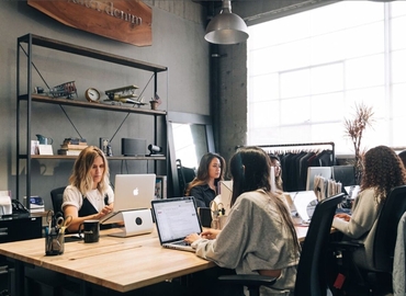 Flexibel arbetsplats(Yta:100 m²) att hyra i Malmskillnadsgatan 32, 111 51 Norrmalm. Lång- och korttidsuthyrning | MatchOffice.se