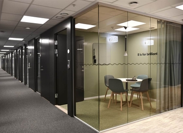 Företagshotell(Yta:10 m²) för uthyrning i Torshamnsgatan 35, 164 40 Kista. Inga extra avgifter | MatchOffice.se