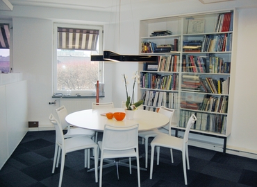 Rent flexible a 13 m² Shared workspace  in Gardet, Narvavägen 12 (115 22) - 3 | MatchOffice.com