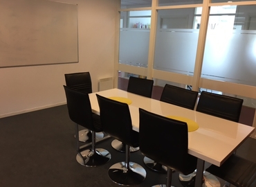 Affärscentrum(Yta:40 m²) att hyra i Månskärsvägen 10B, 141 75 Huddinge. Fullt utbud av faciliteter | MatchOffice.se