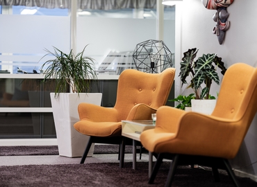 Affärscentrum(Yta:120 m²) att hyra i Arenavägen 41, 121 77 Johanneshov. Inga extra avgifter | MatchOffice.se