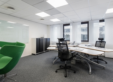 Coworking(Yta:120 m²) för uthyrning i Varuvägen 9, 125 20 Älvsjö. WiFi-anslutning ingår | MatchOffice.se