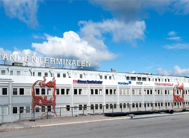 633 m² Serviced office building available to rent in Haninge, Handens stationsväg 19 (136 40) - 1 | MatchOffice.com