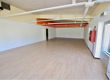 Lagerlokal(Yta:3200 m²) för uthyrning i Hejargränd 4, 721 33 Västerås. Lång- och korttidsuthyrning | MatchOffice.se