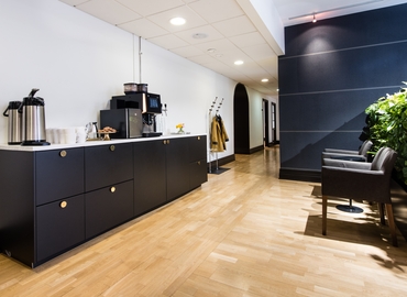 Företagshotell(Yta:60 m²) att hyra i Kungsgatan 10, 111 43 Norrmalm. WiFi-anslutning ingår | MatchOffice.se