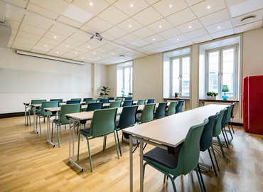 Affärscentrum(Yta:60 m²) att hyra i Kungsgatan 10, 111 43 Norrmalm. Bra läge | MatchOffice.se