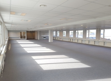 Kontorshotell(Yta:406 m²) för uthyrning i Sundbyberg, Ursviksvägen 127, 174 46 Solna. Inga extra avgifter | MatchOffice.se