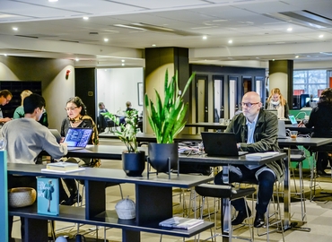 Kontorshotell(Yta:2400 m²) för uthyrning i Nybrogatan 17, 114 39 Östermalm. Fullt utbud av faciliteter | MatchOffice.se