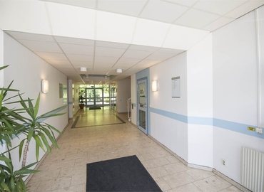 946 m² Business center building for rent in Sollentuna, Sjöängsvägen 6 (192 72) - 4 | MatchOffice.com
