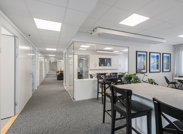 Affärscentrum(Yta:39 m²) för uthyrning i Varuvägen 9, 125 20 Älvsjö. Fullt utbud av faciliteter | MatchOffice.se