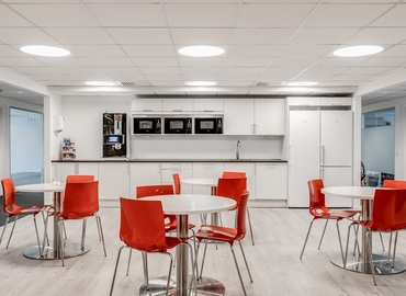 Företagshotell(Yta:45 m²) att hyra i Vallgatan 9, 170 67 Solna. Inga extra avgifter | MatchOffice.se