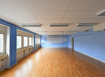 Företagshotell(Yta:1539 m²) att hyra i Handens stationsväg 15, 136 40 Haninge. Fullt utbud av faciliteter | MatchOffice.se