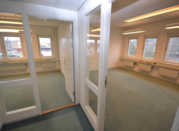 186 m² Serviced office property available to rent in Sollentuna, Sjöängsvägen 15 (192 72) - 6 | MatchOffice