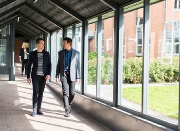 Företagshotell(Yta:591 m²) för uthyrning i Torshamnsgatan 39, 164 40 Kista. Lång- och korttidsuthyrning | MatchOffice.se