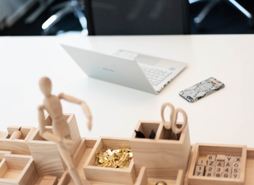 Kontorshotell(Yta:400 m²) för uthyrning i Vasagatan 7, 111 20 Norrmalm. WiFi-anslutning ingår | MatchOffice.se