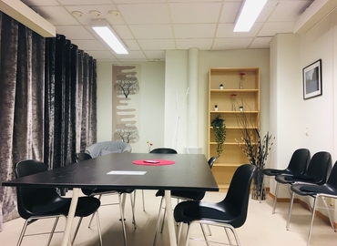 Affärscentrum(Yta:120 m²) att hyra i Södra Malmgatan 7, 392 34 Kalmar. Fullt utbud av faciliteter | MatchOffice.se