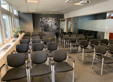 Mötesrum(Yta:200 m²) att hyra i Klarabergsviadukten 70, 111 64 Norrmalm. Inga extra avgifter | MatchOffice.se