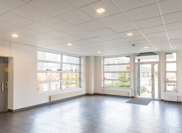 Kontor(Yta:2721 m²)	för uthyrning i Spånga, Finspångsgatan 54 B, 163 53 Kista. Inga extra avgifter | MatchOffice.se