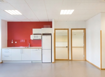 Kontorsrum(Yta:2721 m²)	för uthyrning i Spånga, Finspångsgatan 54 B, 163 53 Kista. WiFi-anslutning ingår | MatchOffice.se