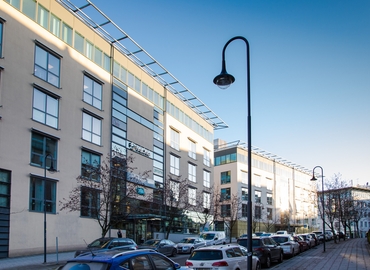 Affärscentrum(Yta:26 m²) för uthyrning i Gustav III:s Boulevard 42, 169 73 Solna. WiFi-anslutning ingår | MatchOffice.se