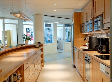 Företagshotell(Yta:259 m²) för uthyrning i Spånga, Stormbyvägen 6, 163 55 Spånga. Inga extra avgifter | MatchOffice.se