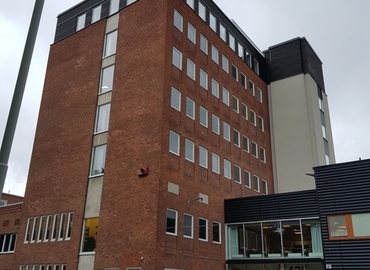 Företagshotell(Yta:540 m²) för uthyrning i Lerkrogsvägen 21, 126 79 Hägersten. Inga extra avgifter | MatchOffice.se