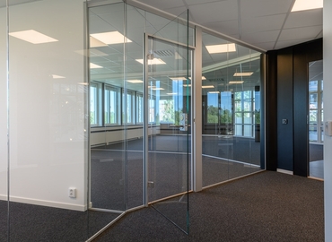 Kontorshotell(Yta:1248 m²) för uthyrning i Johanneslundsvägen 2, 194 61 Upplands Väsby. Handikappanpassad | MatchOffice.se