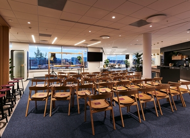 100 m² Conference center in Solna, Elektrogatan 10 (171 54) - 2 | MatchOffice.com