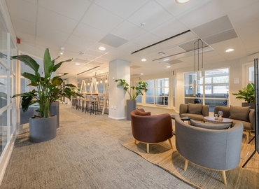 Kontorsplatser(Yta:31 m²)	för uthyrning i Sollentuna, Aniaraplatsen 4-6, 191 47 Sollentuna. Bra läge | MatchOffice.se