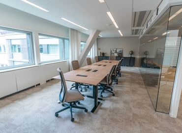 Affärscentrum(Yta:400 m²) för uthyrning i Vasagatan 7, 111 20 Norrmalm. WiFi-anslutning ingår | MatchOffice.se