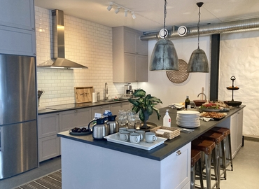 Företagshotell(Yta:450 m²) för uthyrning i Loarps Gård, 268 75 Svalöv. Bra läge | MatchOffice.se
