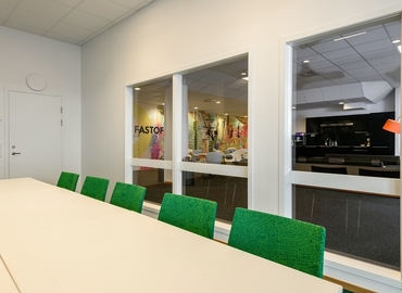 Kontorshotell(Yta:55 m²) för uthyrning i Johanneslundsvägen 12, 194 61 Upplands Väsby. WiFi-anslutning ingår | MatchOffice.se