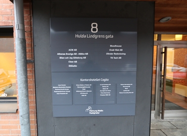 170 m² Office up for rent in Goteborg Hogsbo, Hulda Lindgrens gata 8, 421 31  - 8 | MatchOffice