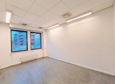 347 m² Commercial shop for rent in Stockholm Norrort, Nymärsta Kulle 2 (195 30) - 8 | MatchOffice.com