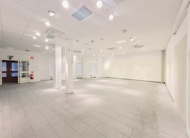 347 m² Commercial shop for rent in Stockholm Norrort, Nymärsta Kulle 2 (195 30) - 14 | MatchOffice