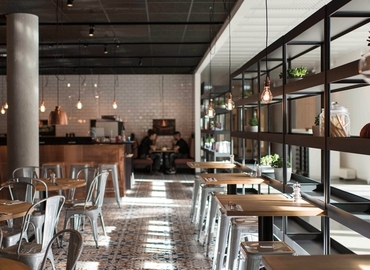 Kontorsplatser(Yta:39 m²)	att hyra i Solna, Råsundavägen 4, 169 67 Solna. Fullt utbud av faciliteter | MatchOffice.se