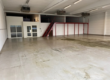 Industrilokal(Yta:520 m²) för uthyrning i Företagsvägen 29, 232 37 Burlöv. Inga extra avgifter | MatchOffice.se																	