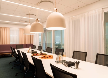 Konferenslokaler(Yta:100 m²) för uthyrning i Elektrogatan 10, 171 54 Solna. WiFi-anslutning ingår | MatchOffice.se