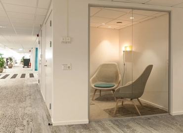 Företagshotell(Yta:6000 m²) för uthyrning i Strandbergsgatan 61, 112 51 Kungsholmen. WiFi-anslutning ingår | MatchOffice.se