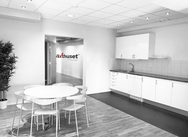 Företagshotell(Yta:580 m²) för uthyrning i Elbegatan 5, 211 20 Malmö Centrum. Lång- och korttidsuthyrning | MatchOffice.se