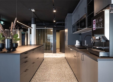 100 m² Business center in Sollentuna, Sjöängsvägen 17 (192 72) - 3 | MatchOffice.com