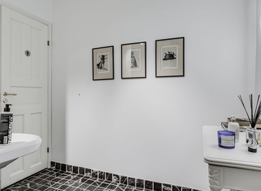 Affärscentrum(Yta:570 m²) att hyra i Östergårdsgatan 7, 431 53 Mölndal. WiFi-anslutning ingår | MatchOffice.se