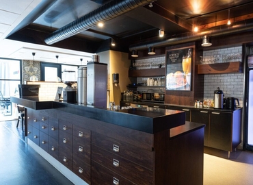 Företagshotell(Yta:1500 m²) för uthyrning i Kungsgatan 37, 111 56 Norrmalm. Handikappanpassad | MatchOffice.se