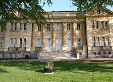 Konferenslokaler(Yta:35 m²) att hyra i Fridhemsvägen 2, 217 74 Innerstaden. Bra val | MatchOffice.se