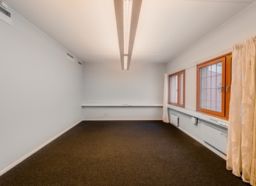 Företagshotell(Yta:31 m²) för uthyrning i Täby, Nytorpsvägen 34, 183 71 Täby. Tillgång 24/7 | MatchOffice.se