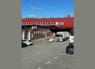 Lagerlokal(Yta:2758 m²) att hyra i Göteborg, Ruskvädersgatan 20, 418 34 Hisingen. Bra läge | MatchOffice.se																	