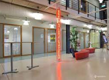 Kontor(Yta:1854 m²)	att hyra i Norrköping, Holmentorget 10, 602 32 Norrköping. WiFi-anslutning ingår | MatchOffice.se